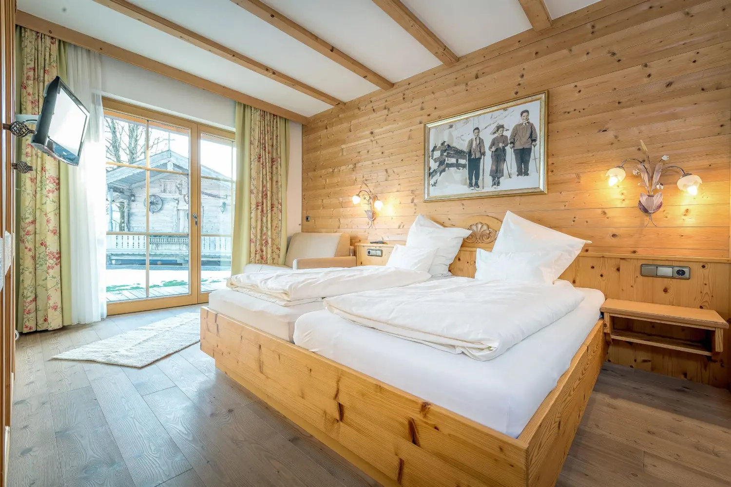 Schlafzimmer in Top 2 — Ferienwohnung im Appartementhaus am Gafalhof Going Tirol