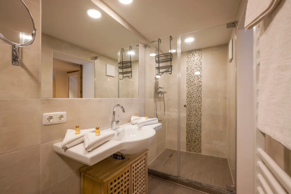 Badezimmer-Detail im Appartement Sonnblick — Ferienwohnung Wilder Kaiser Tirol