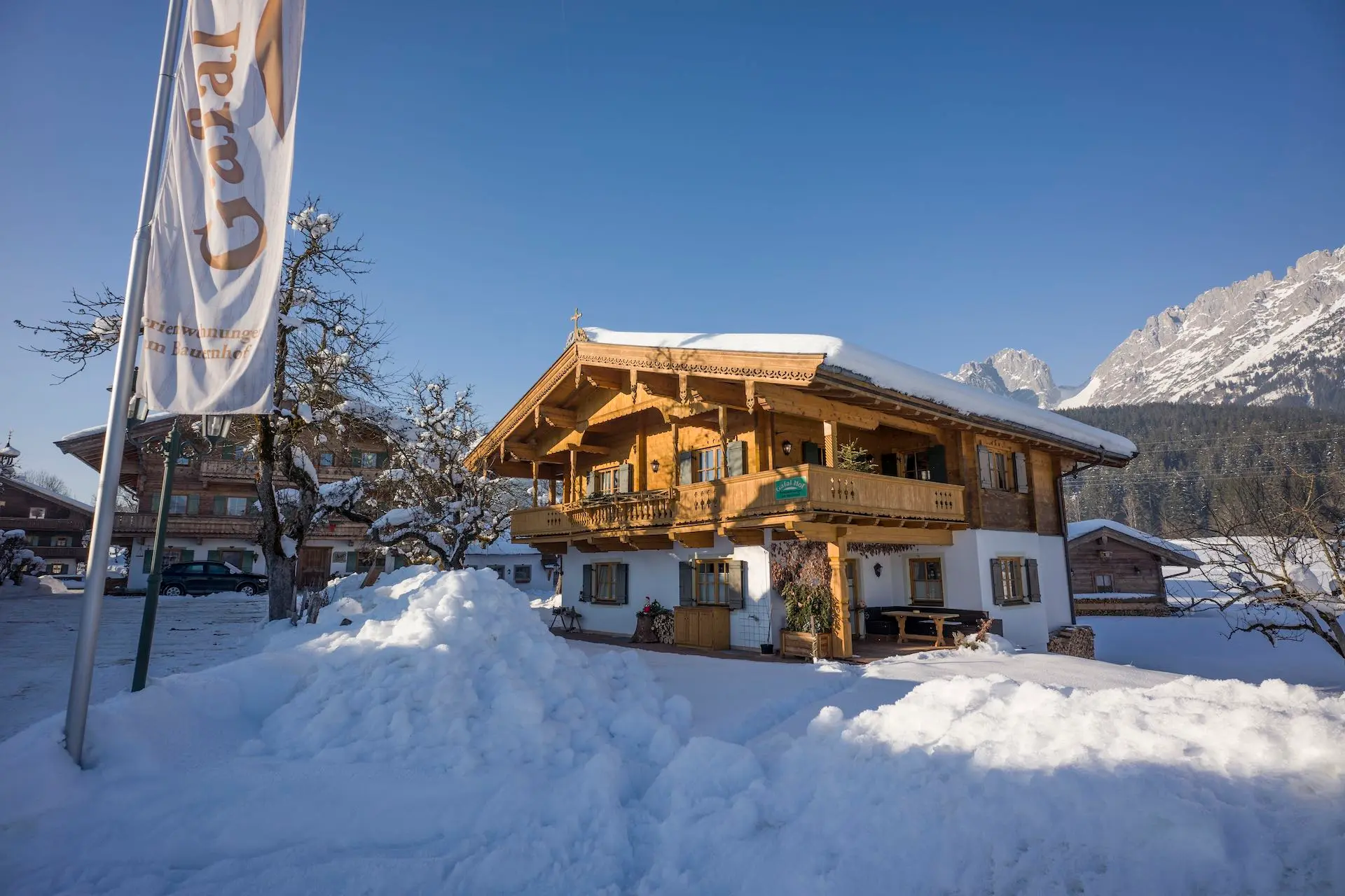 Tirolerhaus im Winter am Gafalhof — Ferienwohnung Going am Wilden Kaiser