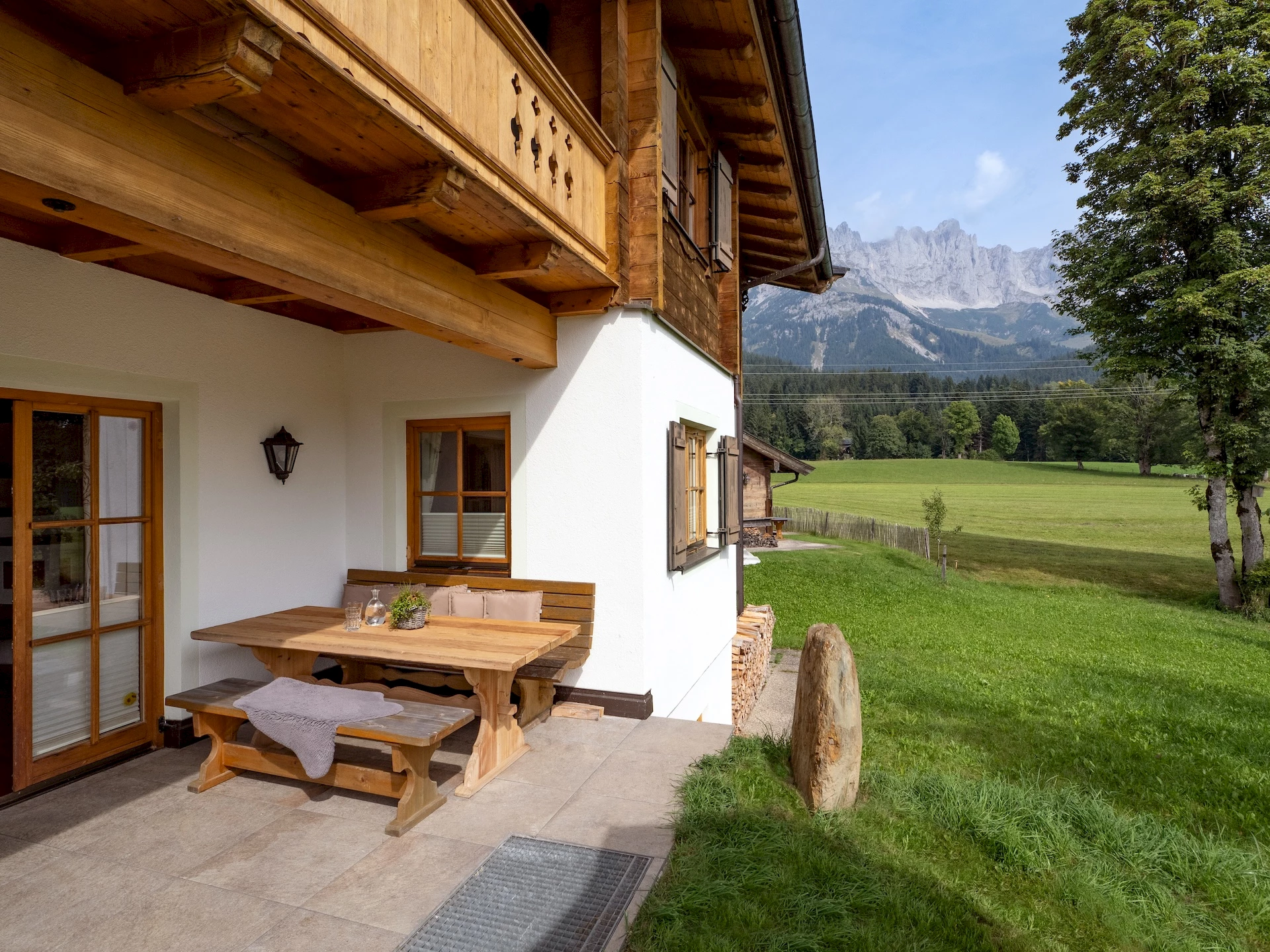 Terrasse mit Garten-Anschluss — Tirolerhaus Erdgeschoss Gafalhof Going Tirol